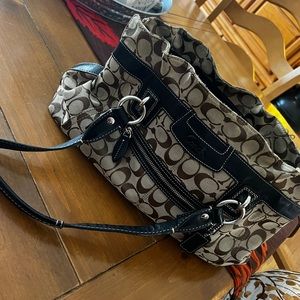Coach signature print handbag